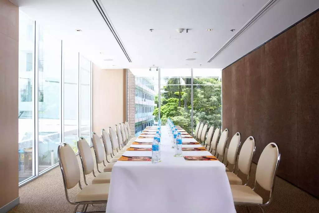 ibis Bangkok Sathorn
